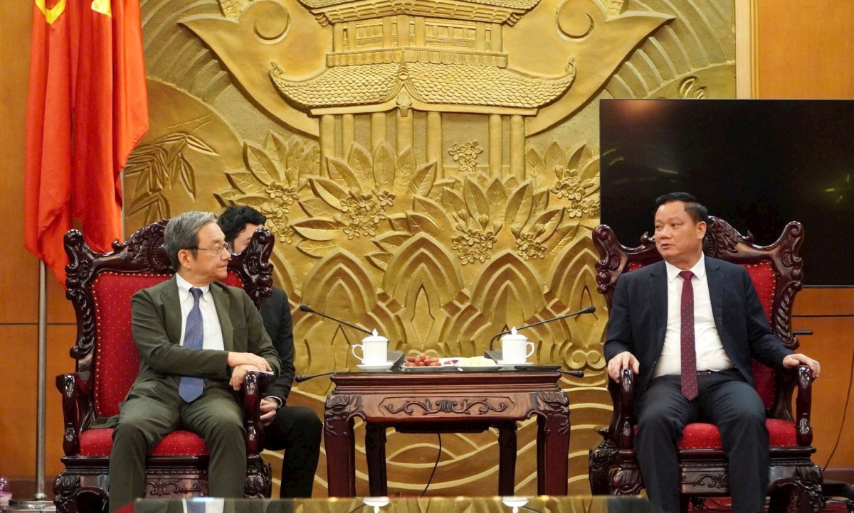 Lãnh đạo UBND tỉnh Thái Bình làm việc với nhà đầu tư về dự án điện khí LNG Thái Bình Lãnh đạo UBND tỉnh Thái Bình làm việc với nhà đầu tư về dự án điện khí LNG Thái Bình