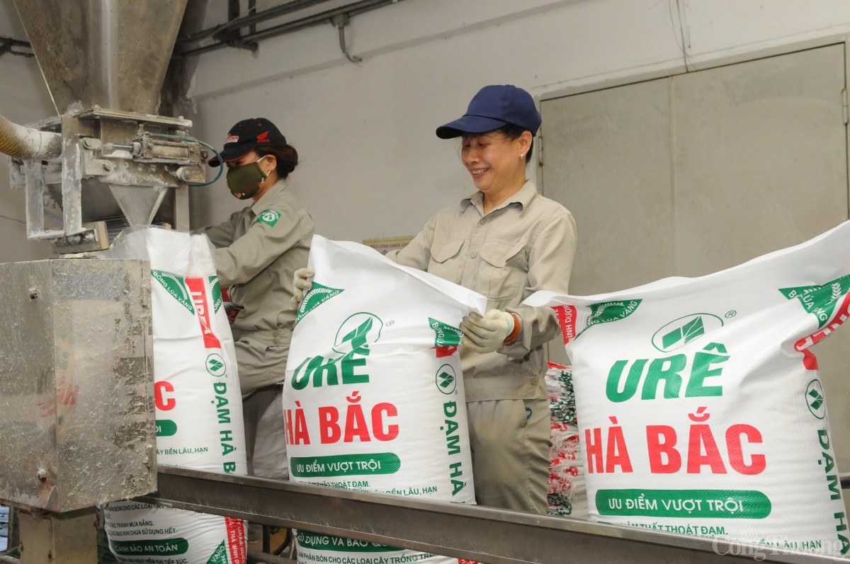 Sửa đổi Luật Hóa chất: Đưa ngành công nghiệp hóa chất Việt Nam phát triển xứng tầm - Bài 1 Sửa đổi Luật Hóa chất: Đưa ngành công nghiệp hóa chất Việt Nam phát triển xứng tầm - Bài 1