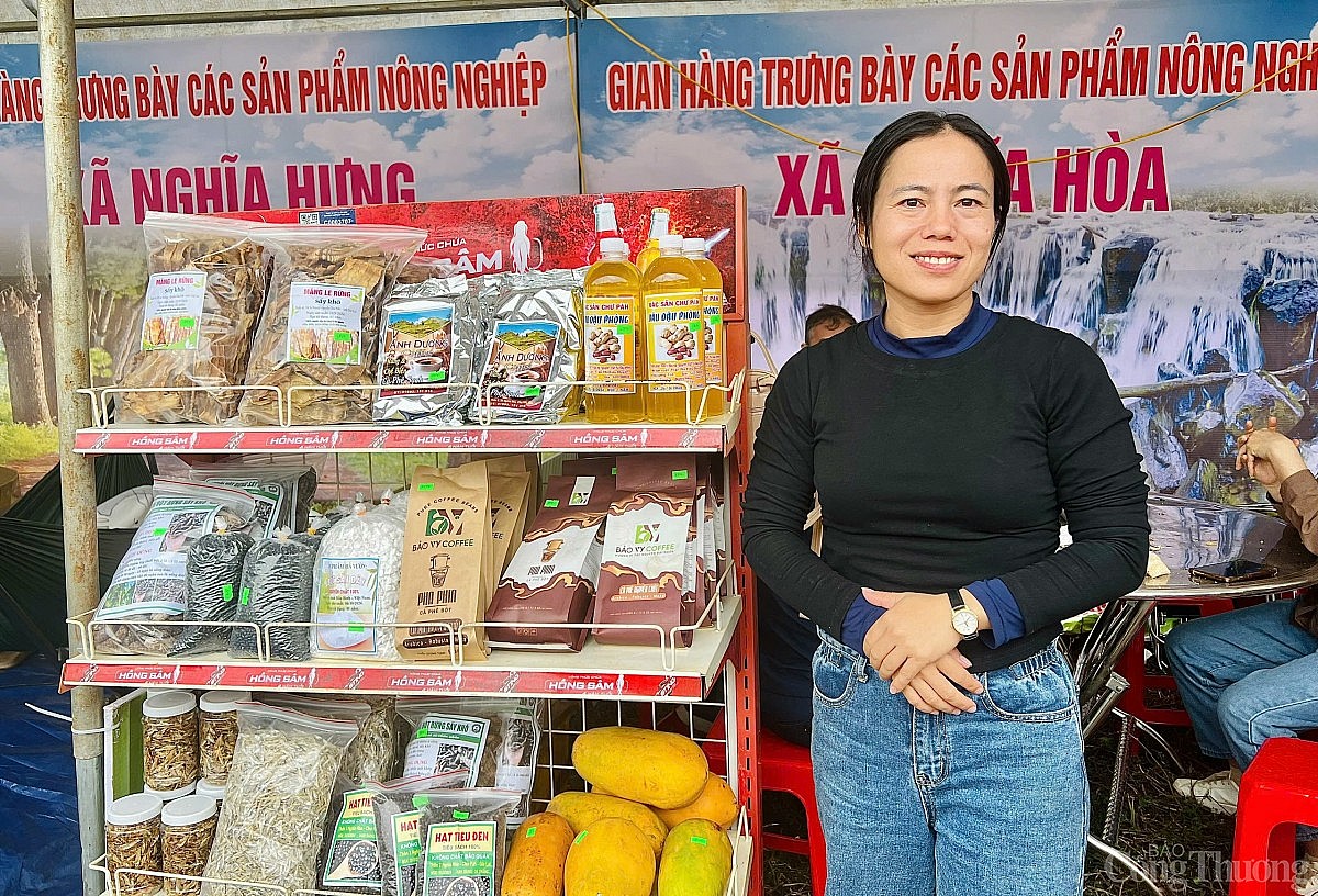 Gia Lai: Nâng tầm sản vật địa phương thông qua phiên chợ nông sản an toàn