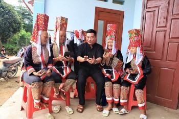 Quảng Ninh: Người dân được hưởng lợi từ nghị quyết hỗ trợ bảo hiểm xã hội, bảo hiểm y tế