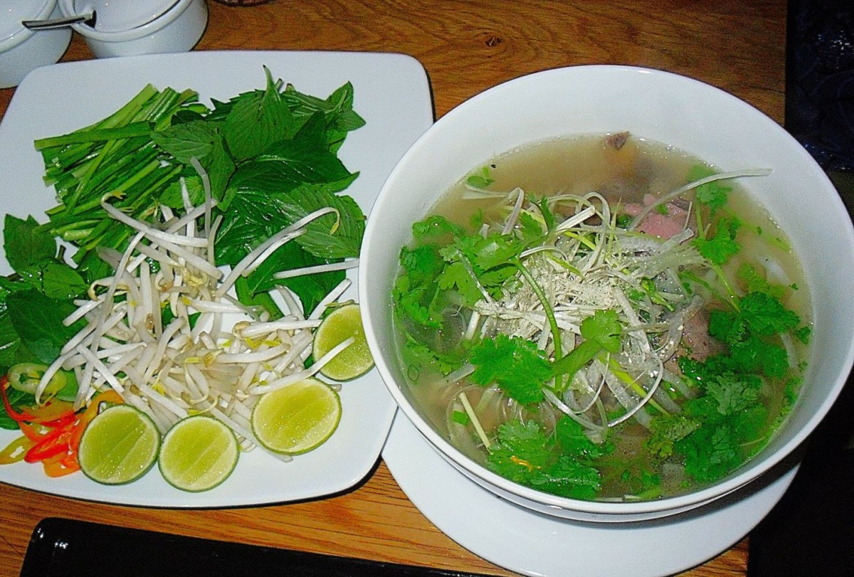 Hà Nội nên có thêm Phố “Hàng Phở” hoặc Phố “Phở Gánh” Hà Nội nên có thêm Phố “Hàng Phở” hoặc Phố “Phở Gánh”