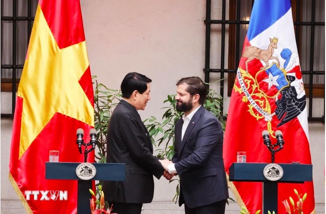 Tuyên bố chung giữa nước Cộng hòa xã hội chủ nghĩa Việt Nam và Cộng hòa Chile Tuyên bố chung giữa nước Cộng hòa xã hội chủ nghĩa Việt Nam và Cộng hòa Chile