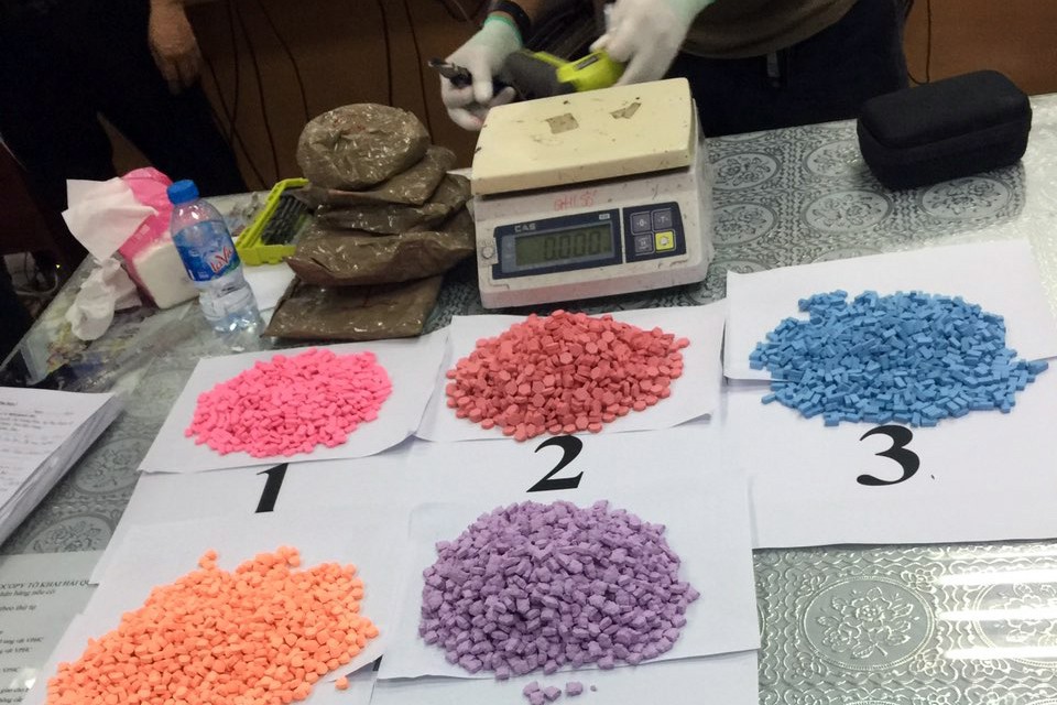 Cục Hải Quan TP. Hồ Chí Minh: Tăng cường phòng ngừa phơi nhiễm ma túy tổng hợp cho công chức khi làm nhiệm vụ. Ảnh Tạp chí Tài chính Cục Hải Quan TP. Hồ Chí Minh: Tăng cường phòng ngừa phơi nhiễm ma túy tổng hợp cho công chức khi làm nhiệm vụ. Ảnh Tạp chí Tài chính