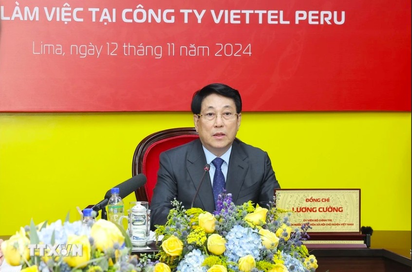 Chủ tịch nước Lương Cường thăm và làm việc tại Công ty viễn thông Bitel Chủ tịch nước Lương Cường thăm và làm việc tại Công ty viễn thông Bitel