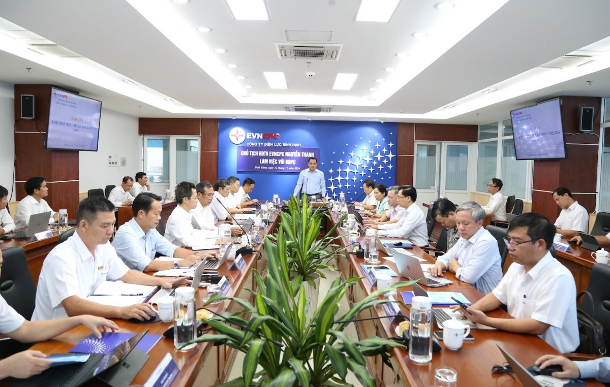 Chủ tịch HĐTV EVNCPC Nguyễn Thanh làm việc với PC Bình Định (Ảnh: Xuân Thái) Chủ tịch HĐTV EVNCPC Nguyễn Thanh làm việc với PC Bình Định (Ảnh: Xuân Thái)