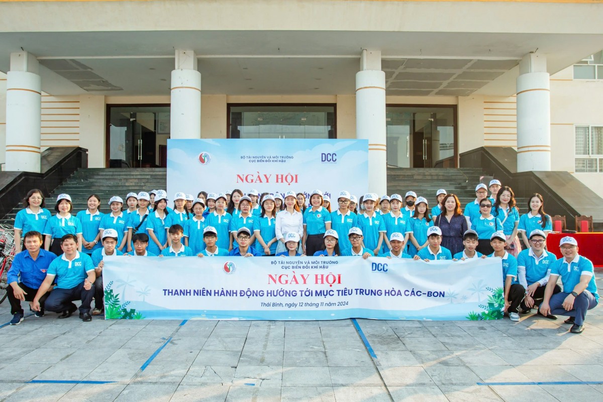 Thanh niên hành động hướng tới mục tiêu trung hòa các-bon Thanh niên hành động hướng tới mục tiêu trung hòa các-bon