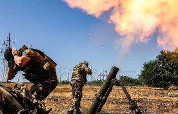 Chiến sự Nga-Ukraine tối 13/11: Tổng thống Zelensky nguy cơ ‘mất quyền lực’; Nga cứng rắn từ chối đàm phán