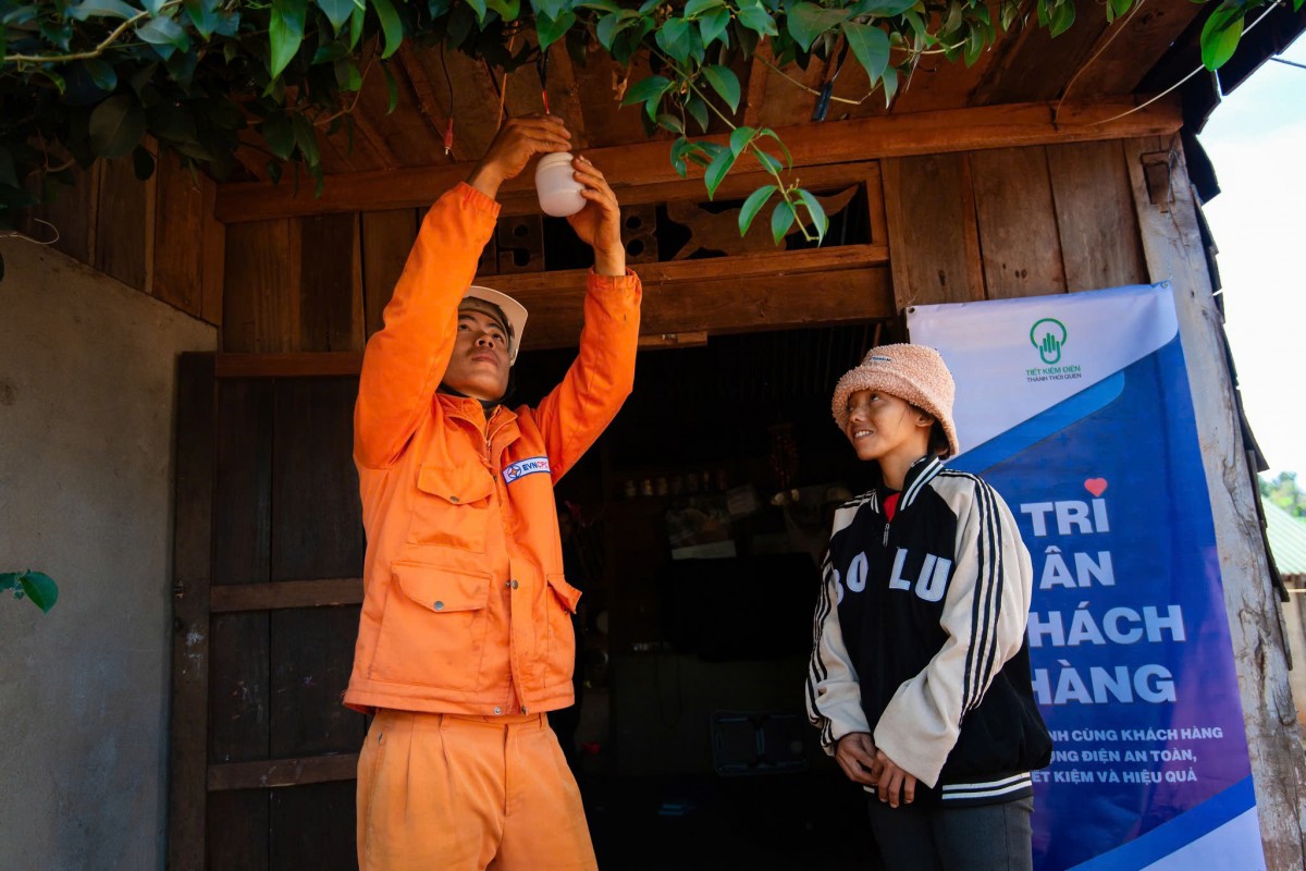 EVNCPC triển khai nhiều hoạt động thiết thực tri ân khách hàng năm 2024 (Ảnh:CTV) EVNCPC triển khai nhiều hoạt động thiết thực tri ân khách hàng năm 2024 (Ảnh:CTV)