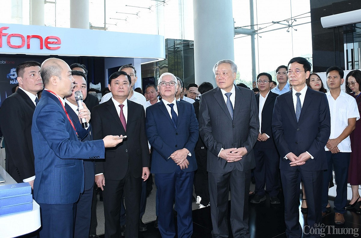 Bàn giải pháp thúc đẩy sự phát triển nền kinh tế số, xã hội số