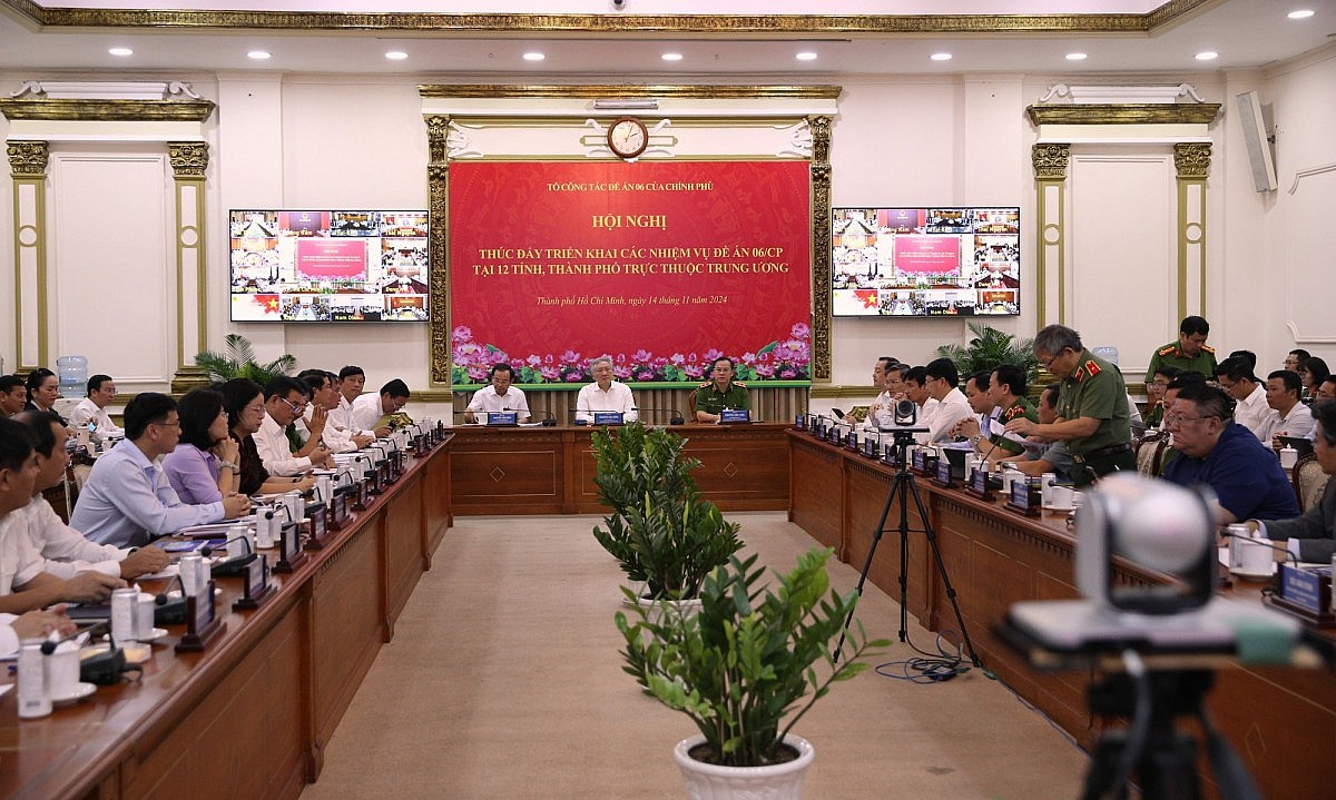 Phó Thủ tướng Nguyễn Hòa Bình: Các địa phương cần đẩy nhanh tiến độ trong triển khai thực hiện Đề án 06