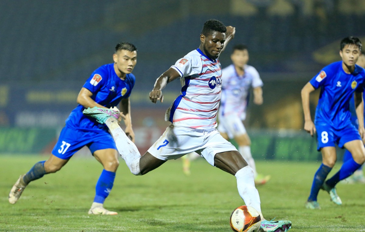 Link xem trực tiếp Quảng Nam và Sông Lam Nghệ An, 17h00 ngày 15/11, V-League 2024/2025 Link xem trực tiếp Quảng Nam và Sông Lam Nghệ An, 17h00 ngày 15/11, V-League 2024/2025