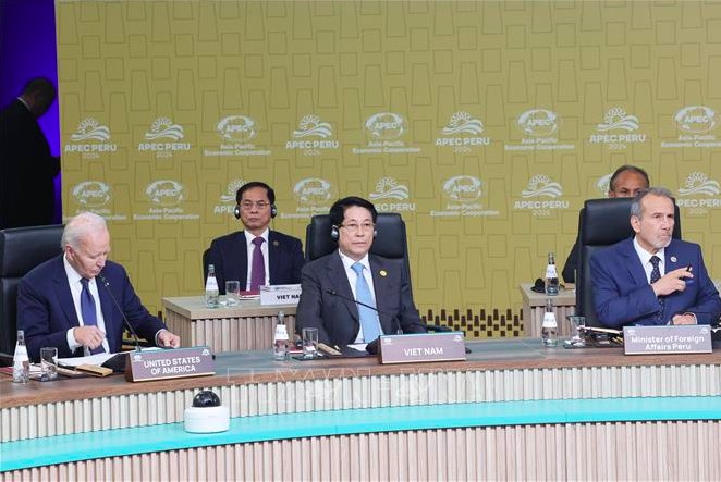 Chủ tịch nước Lương Cường dự Đối thoại không chính thức giữa các nhà lãnh đạo APEC với khách mời. Ảnh: Lâm Khánh/TTXVN Chủ tịch nước Lương Cường dự Đối thoại không chính thức giữa các nhà lãnh đạo APEC với khách mời. Ảnh: Lâm Khánh/TTXVN