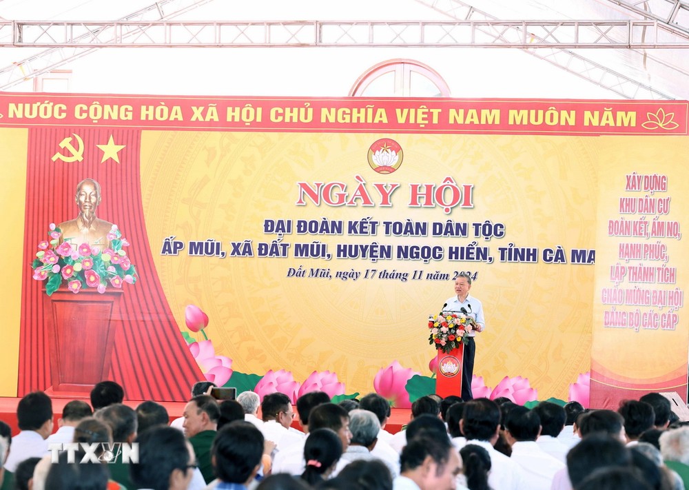 Tổng Bí thư Tô Lâm dự Ngày hội Đại đoàn kết dân tại ấp Mũi, xã Đất Mũi (Cà Mau) Tổng Bí thư Tô Lâm dự Ngày hội Đại đoàn kết dân tại ấp Mũi, xã Đất Mũi (Cà Mau)