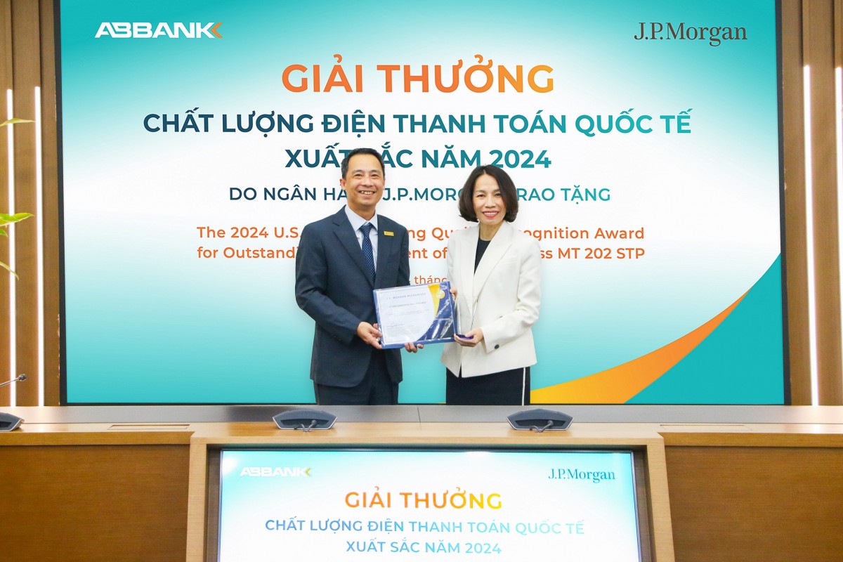ABBANK nhận giải “Chất lượng điện Thanh toán quốc tế xuất sắc 2024” từ JP Morgan ABBANK nhận giải “Chất lượng điện Thanh toán quốc tế xuất sắc 2024” từ JP Morgan