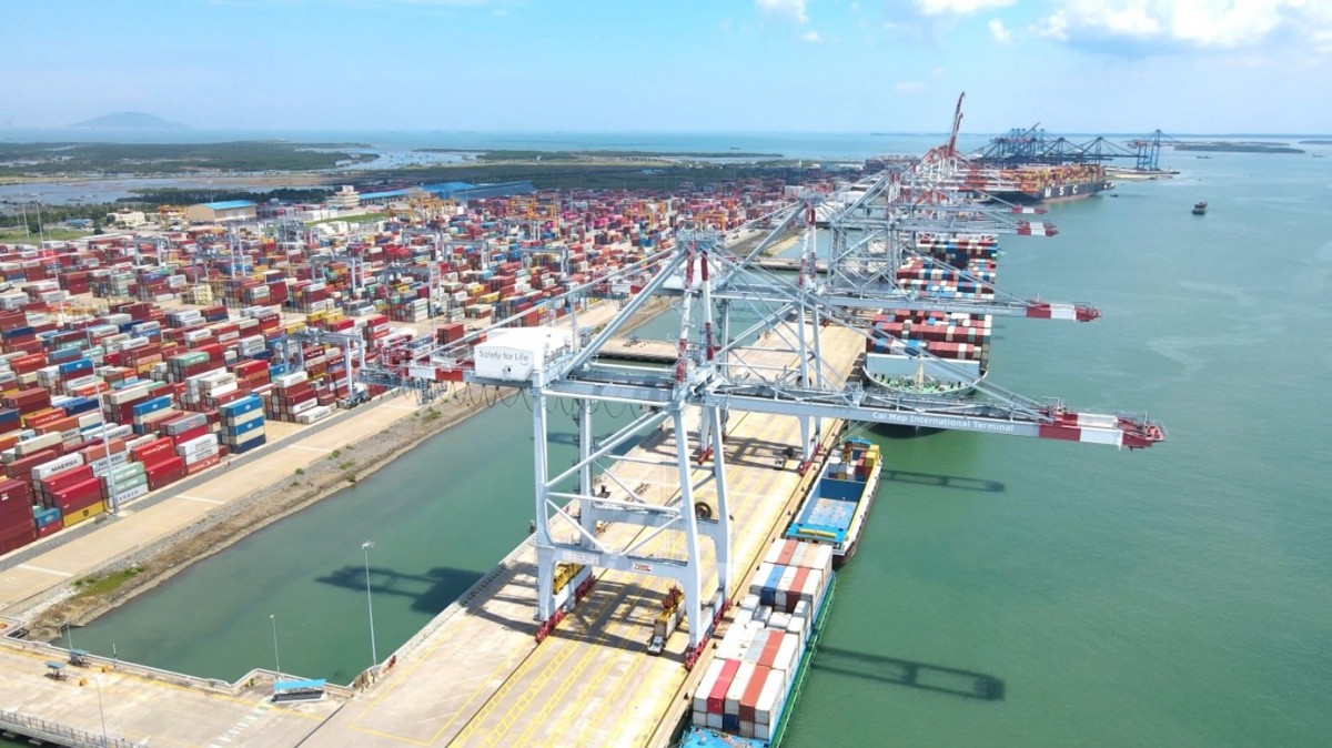 Cảng biển tại khu vực Cái Mép, tỉnh Bà Rịa - Vũng Tàu Cảng biển tại khu vực Cái Mép, tỉnh Bà Rịa - Vũng Tàu