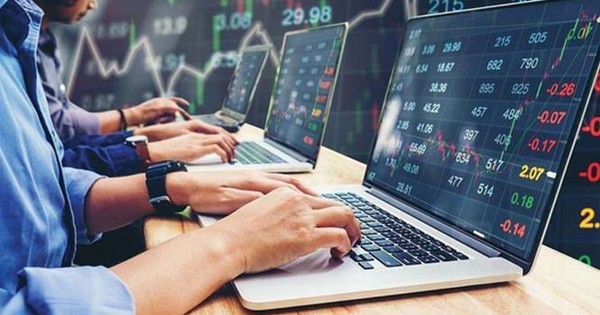 Nghị định số 152/2024/NĐ-CP bổ sung khoản 5, 6, 7, 8 Điều 13 của Nghị định số 62/2015/NĐ-CP về việc áp dụng biện pháp bảo đảm và cưỡng chế thi hành án dân sự. 