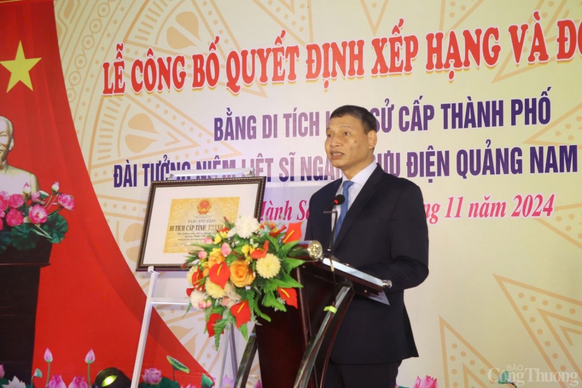 Phó Chủ tịch Thường trực UBND thành phố Hồ Kỳ Minh phát biểu tại buổi lễ Phó Chủ tịch Thường trực UBND thành phố Hồ Kỳ Minh phát biểu tại buổi lễ