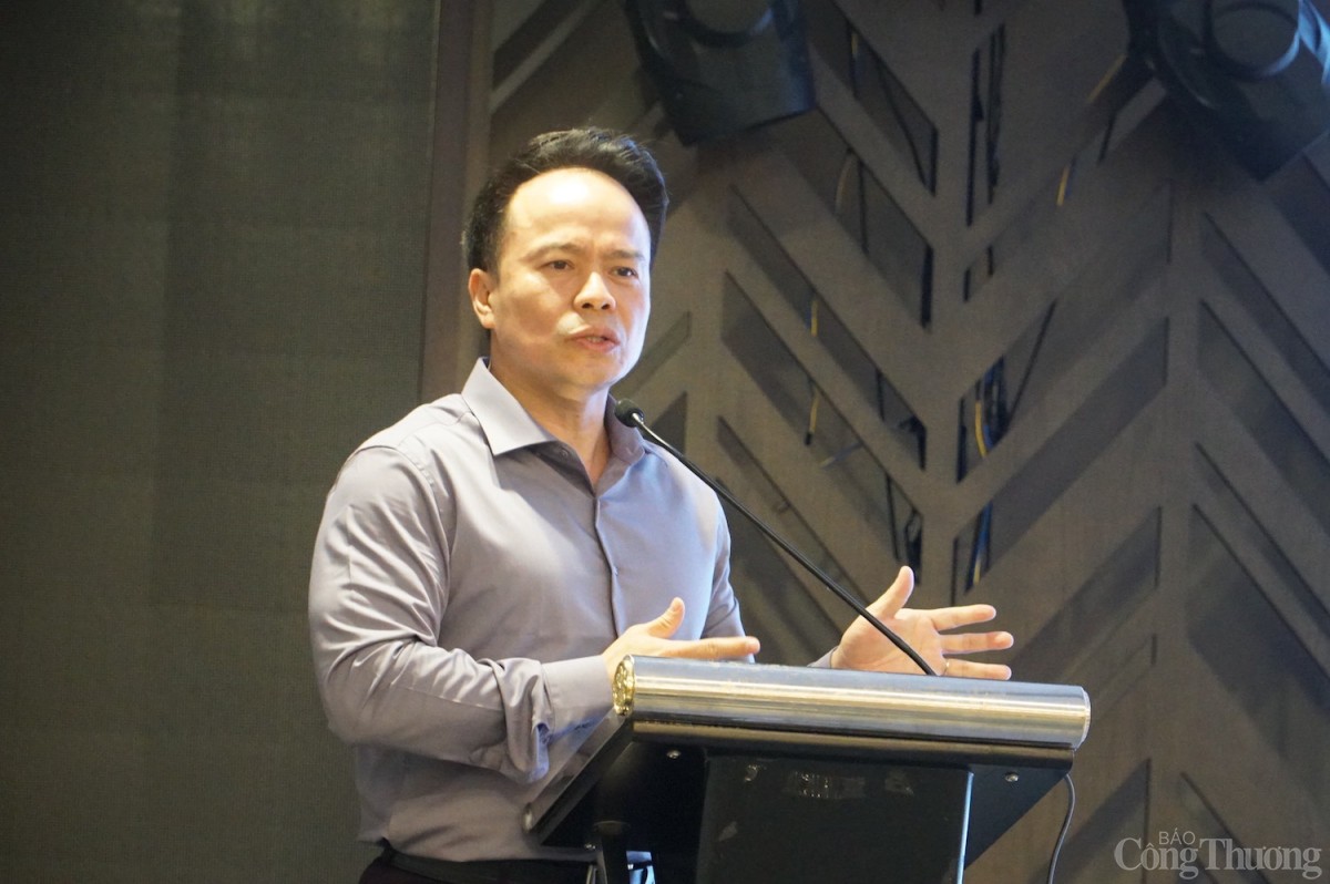 Ông Ngô Chung Khanh - Phó Vụ trưởng Vụ Chính sách thương mại Đa biên, Bộ Công Thương Ông Ngô Chung Khanh - Phó Vụ trưởng Vụ Chính sách thương mại Đa biên, Bộ Công Thương