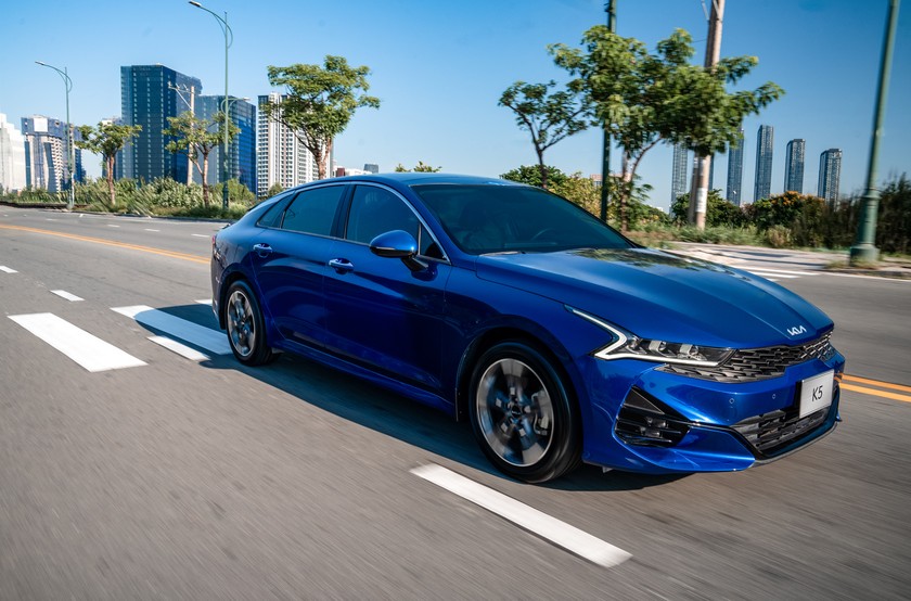 Kia K5 và Kia Sorento ưu đãi đặc biệt gần nửa tỷ đồng Kia K5 và Kia Sorento ưu đãi đặc biệt gần nửa tỷ đồng