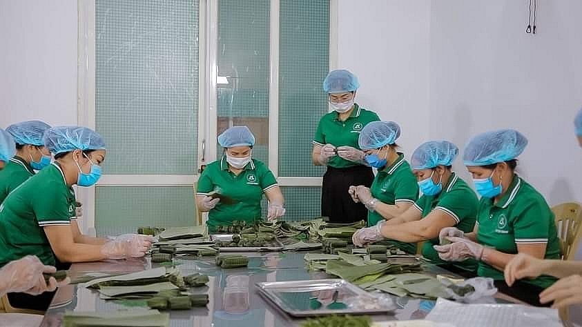 Nem chua - đặc sản của người dân xứ Thanh Nem chua - đặc sản của người dân xứ Thanh