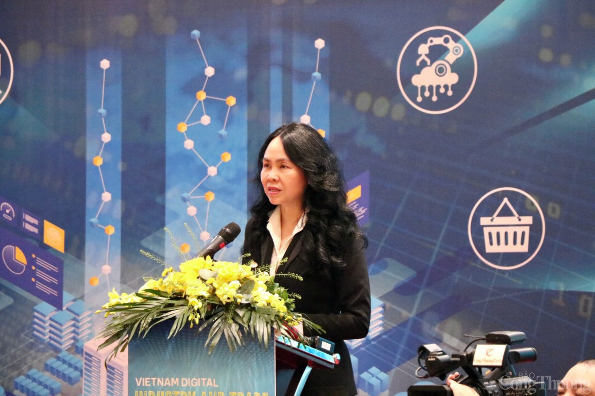 Thứ trưởng Trương Thanh Hoài: Thương mại điện tử là điểm sáng của phát triển kinh tế - xã hội Thứ trưởng Trương Thanh Hoài: Thương mại điện tử là điểm sáng của phát triển kinh tế - xã hội