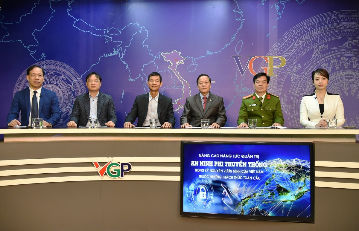 Nâng cao năng lực quản trị an ninh phi truyền thống trong kỷ nguyên vươn mình của Việt Nam Nâng cao năng lực quản trị an ninh phi truyền thống trong kỷ nguyên vươn mình của Việt Nam