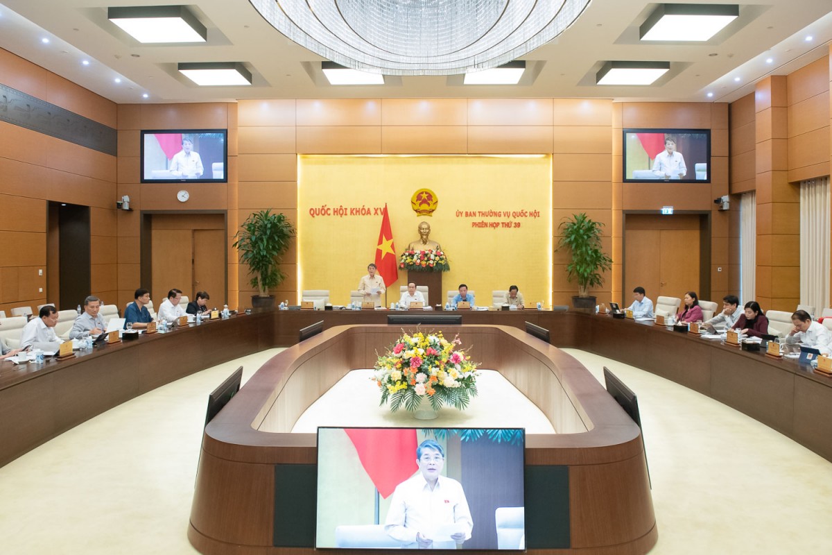 Phiên họp Ủy ban Thường vụ Quốc hội cho ý kiến về việc giải trình, tiếp thu, chỉnh lý dự thảo Luật Điện lực (sửa đổi) Phiên họp Ủy ban Thường vụ Quốc hội cho ý kiến về việc giải trình, tiếp thu, chỉnh lý dự thảo Luật Điện lực (sửa đổi)