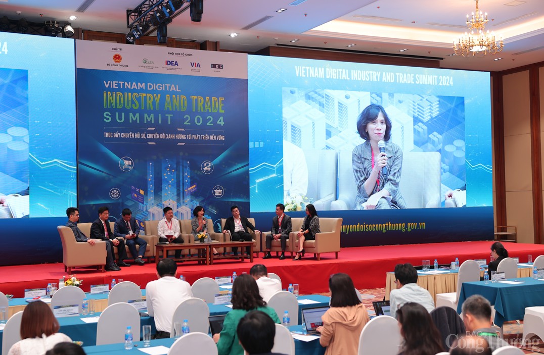 Bàn giải pháp để ngành Công Thương tiến nhanh trên hành trình chuyển đổi số Bàn giải pháp để ngành Công Thương tiến nhanh trên hành trình chuyển đổi số