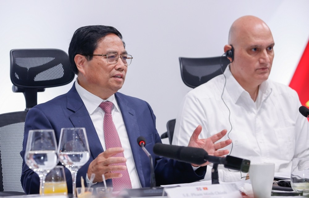 Thủ tướng đề nghị triển khai ngay các dự án thương mại, đầu tư Việt Nam-Dominica Thủ tướng đề nghị triển khai ngay các dự án thương mại, đầu tư Việt Nam-Dominica