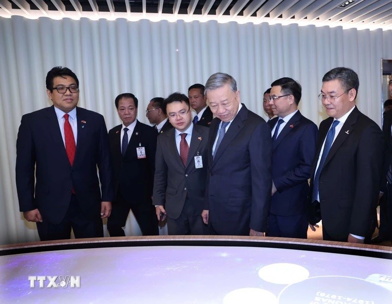 Tổng Bí thư Tô Lâm thăm và làm việc với Tập đoàn Petronas Tổng Bí thư Tô Lâm thăm và làm việc với Tập đoàn Petronas