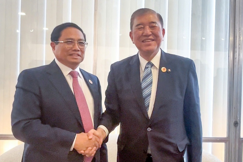 Khẳng định Việt Nam độc lập, tự chủ, tự tin, tự lực, tự cường, tự hào dân tộc, đóng góp trách nhiệm, hiệu quả trước các vấn đề toàn cầu- Ảnh 7. Khẳng định Việt Nam độc lập, tự chủ, tự tin, tự lực, tự cường, tự hào dân tộc, đóng góp trách nhiệm, hiệu quả trước các vấn đề toàn cầu- Ảnh 7.