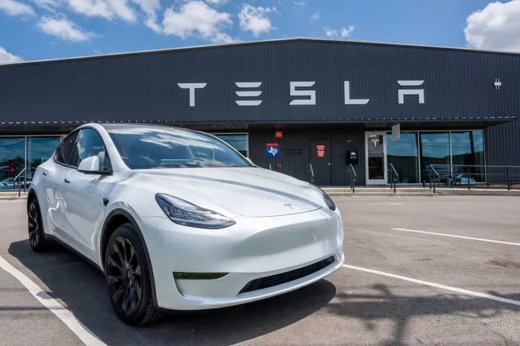 Tesla dẫn đầu lượng ô tô điện bán ra trên toàn thế giới. Ảnh: Carscoops Tesla dẫn đầu lượng ô tô điện bán ra trên toàn thế giới. Ảnh: Carscoops