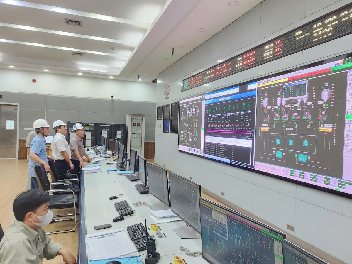 Đảng bộ Tổng công ty Điện lực – TKV: Phát huy vai trò lãnh đạo thống nhất, toàn diện Đảng bộ Tổng công ty Điện lực – TKV: Phát huy vai trò lãnh đạo thống nhất, toàn diện