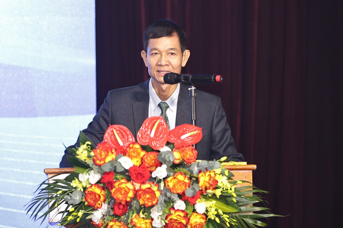 Trường Quản trị và Kinh doanh Trường Quản trị và Kinh doanh