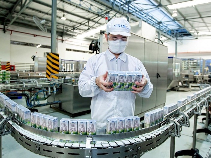 Vinamilk nhiều năm liền được vinh danh là doanh nghiệp đạt thương hiệu quốc gia. Ảnh minh họa 