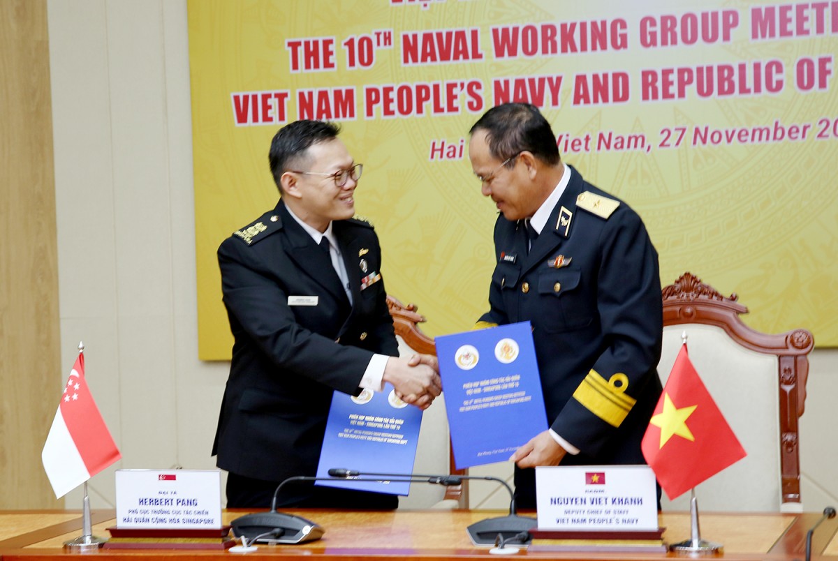 Phiên họp Nhóm công tác Hải quân Việt Nam-Singapore lần thứ 10 Phiên họp Nhóm công tác Hải quân Việt Nam-Singapore lần thứ 10