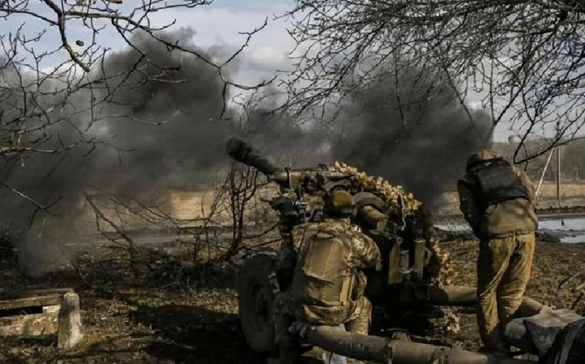 Theo thông tin từ lực lượng cảnh sát của Cộng hòa Nhân dân Donetsk tự xưng, tuyến phòng thủ của Quân đội Ukraine ở hướng Kurakhove đã sụp đổ Theo thông tin từ lực lượng cảnh sát của Cộng hòa Nhân dân Donetsk tự xưng, tuyến phòng thủ của Quân đội Ukraine ở hướng Kurakhove đã sụp đổ