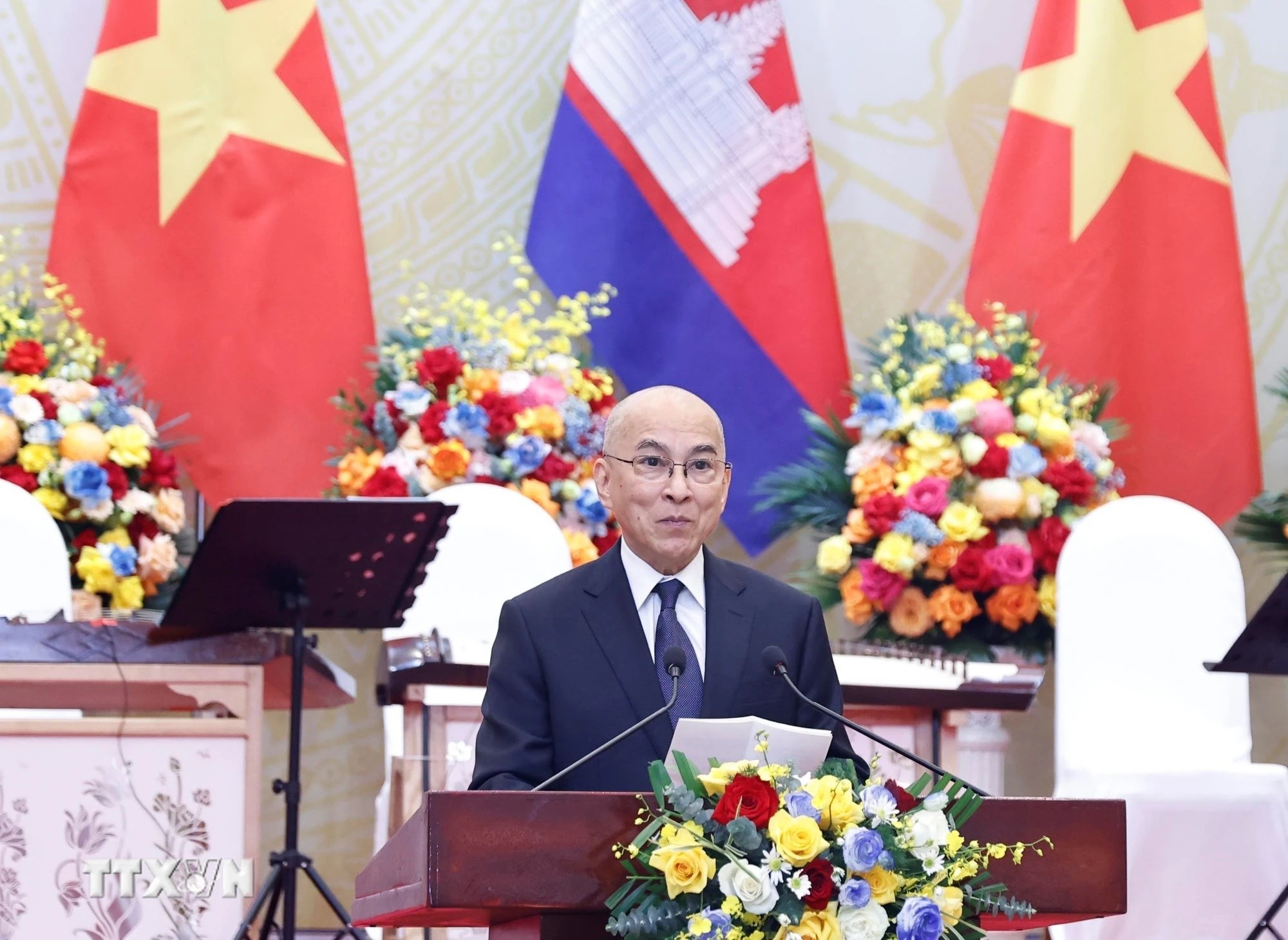 Quốc vương Campuchia Norodom Sihamoni phát biểu Quốc vương Campuchia Norodom Sihamoni phát biểu