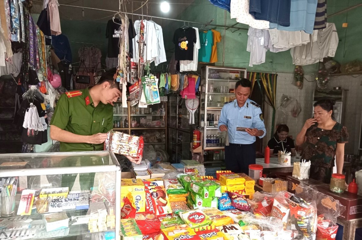 chống buôn lậu khu vực biên giới chống buôn lậu khu vực biên giới