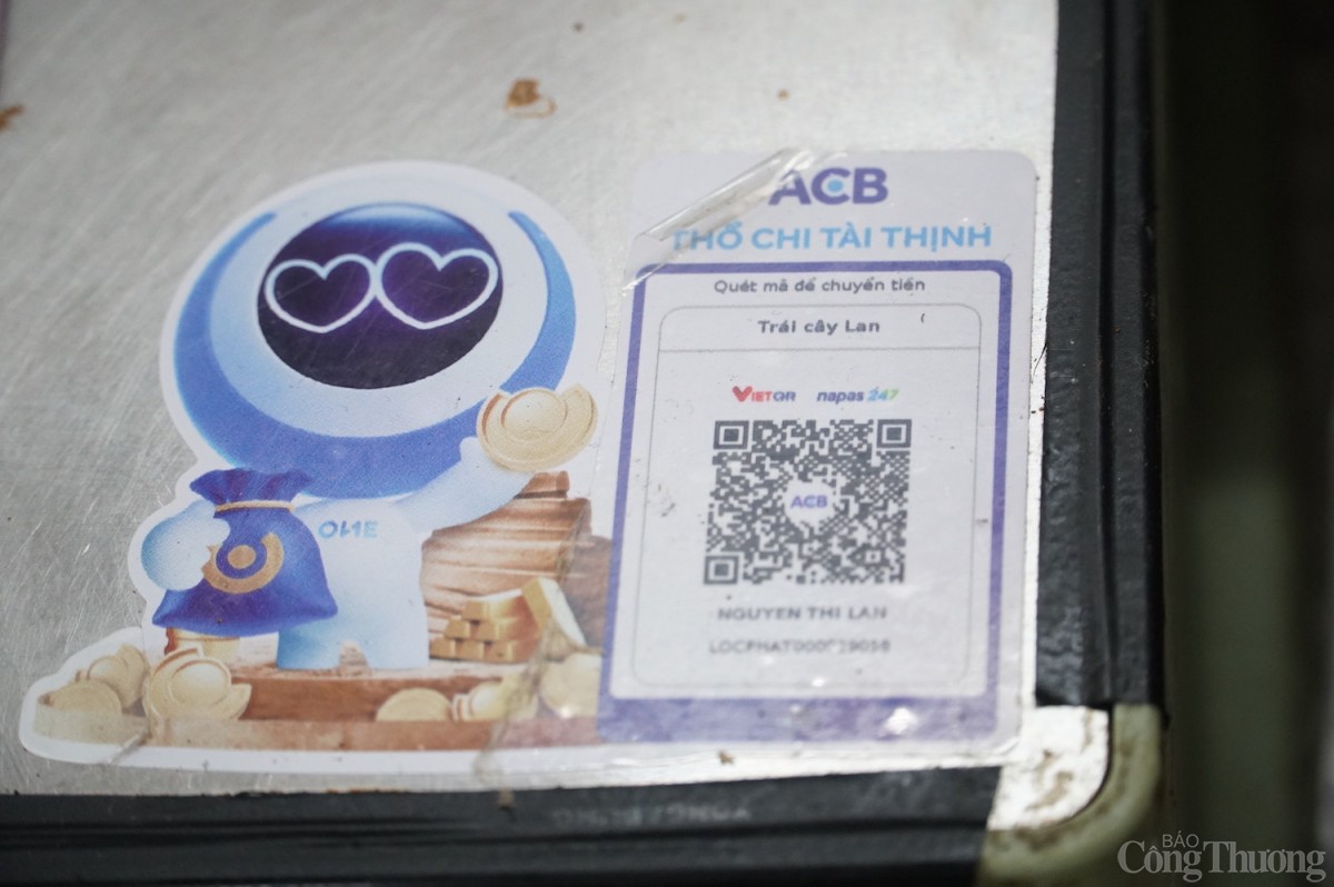 Hầu hết các tiểu thương tại các chợ Đà Nẵng đều có mã QR thanh toán Hầu hết các tiểu thương tại các chợ Đà Nẵng đều có mã QR thanh toán