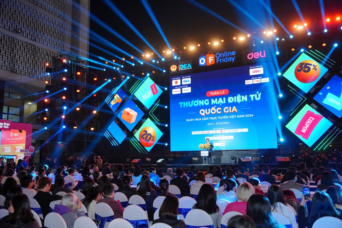 Online Friday 2024: Bước tiến mạnh mẽ của hàng Việt trong kỷ nguyên thương mại điện tử Online Friday 2024: Bước tiến mạnh mẽ của hàng Việt trong kỷ nguyên thương mại điện tử