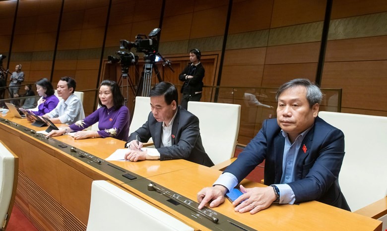 Thông qua Nghị quyết tổ chức chính quyền đô thị tại thành phố Hải Phòng Thông qua Nghị quyết tổ chức chính quyền đô thị tại thành phố Hải Phòng