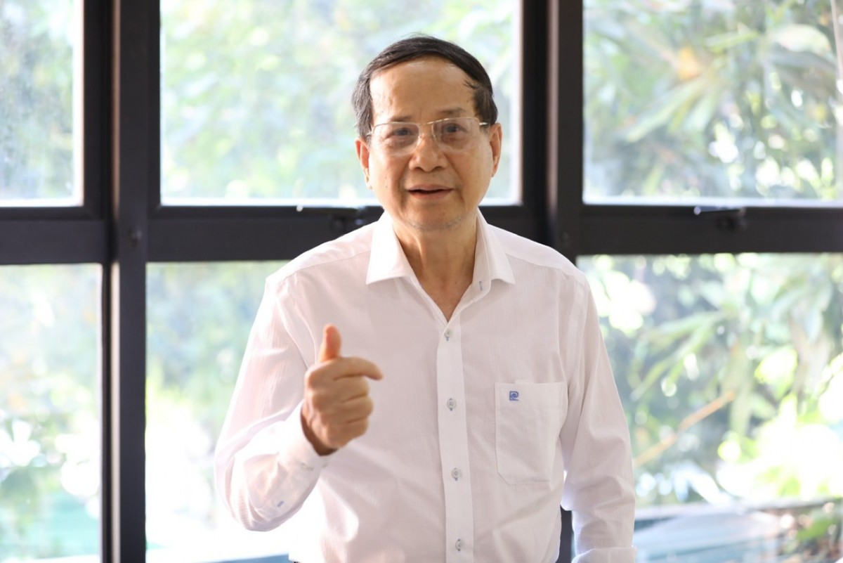 PGS.TS Ngô Trí Long PGS.TS Ngô Trí Long