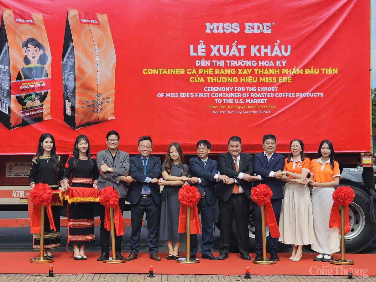 Đắk Lắk: Xuất khẩu lô cà phê thành phẩm với nhãn hiệu MISS EDE đầu tiên đến Hoa Kỳ Đắk Lắk: Xuất khẩu lô cà phê thành phẩm với nhãn hiệu MISS EDE đầu tiên đến Hoa Kỳ