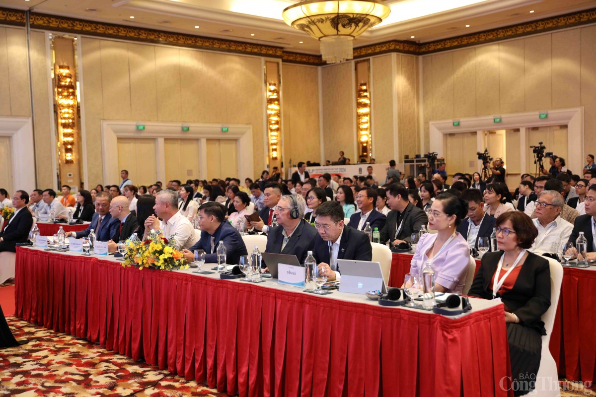 Khai mạc Diễn đàn Logistics Việt Nam 2024 với chủ đề Khu thương mại tự do Khai mạc Diễn đàn Logistics Việt Nam 2024 với chủ đề Khu thương mại tự do