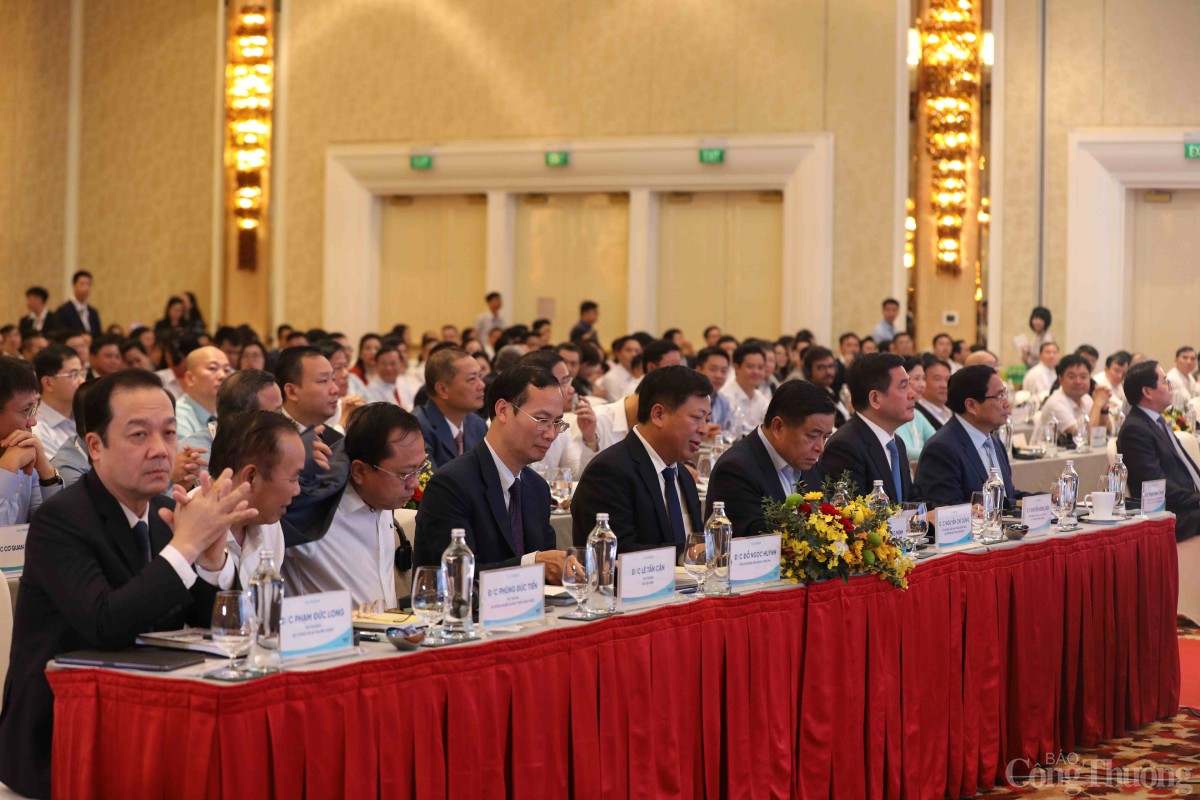 Thủ tướng Phạm Minh Chính dự Diễn đàn Logistics Việt Nam 2024 Thủ tướng Phạm Minh Chính dự Diễn đàn Logistics Việt Nam 2024