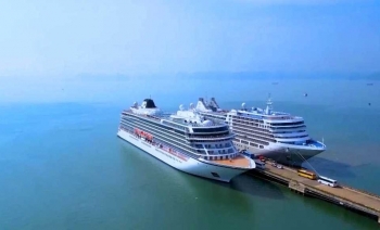 Quảng Ninh thu hút lượng lớn du khách quốc tế bằng đường biển