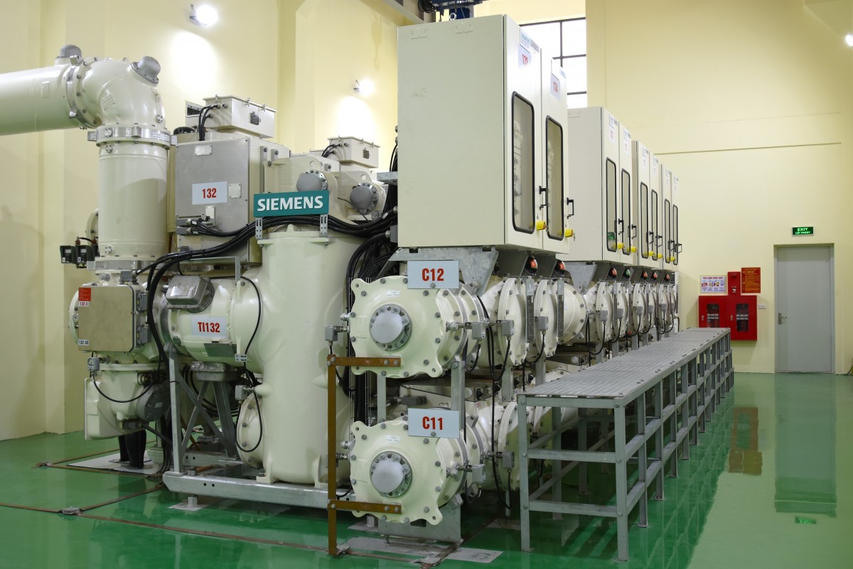 EVNHANOI đẩy nhanh tiến độ các dự án xây dựng và đưa vào vận hành để bổ sung khả năng cung cấp điện cho Thủ đô. Ảnh: EVNHANOI EVNHANOI đẩy nhanh tiến độ các dự án xây dựng và đưa vào vận hành để bổ sung khả năng cung cấp điện cho Thủ đô. Ảnh: EVNHANOI