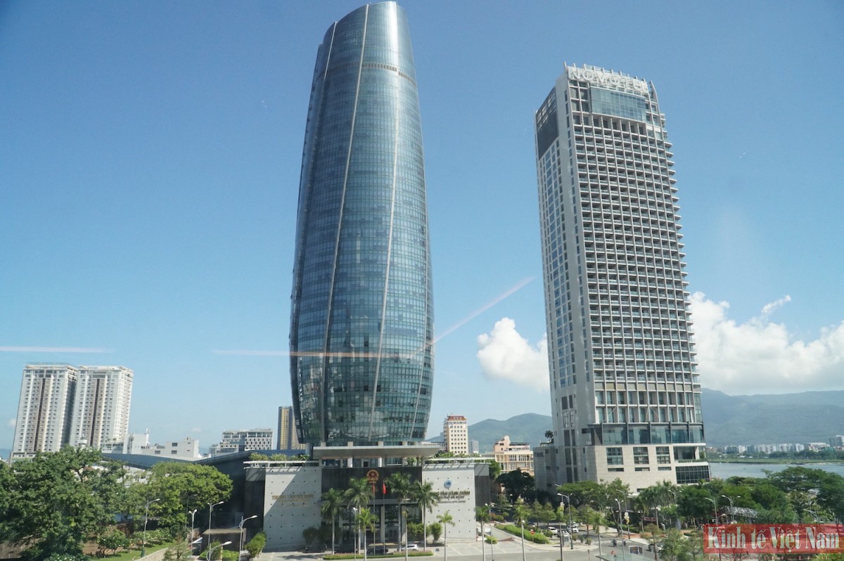 Chủ tịch UBND TP. Đà Nẵng đề nghị các Sở, ngành, quận, phường phải hoàn thành mọi công tác chuẩn bị để từ 1/1/2025 Nghị quyết 1251 có hiệu lực bố máy hành chính mới sẽ hoạt động thông suốt Chủ tịch UBND TP. Đà Nẵng đề nghị các Sở, ngành, quận, phường phải hoàn thành mọi công tác chuẩn bị để từ 1/1/2025 Nghị quyết 1251 có hiệu lực bố máy hành chính mới sẽ hoạt động thông suốt