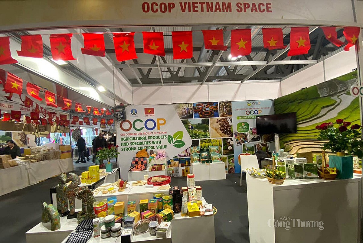 Sản phẩm OCOP, thủ công mỹ nghệ Việt Nam hút khách châu Âu Sản phẩm OCOP, thủ công mỹ nghệ Việt Nam hút khách châu Âu